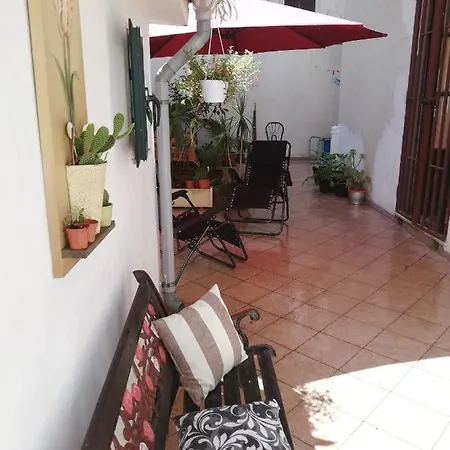 Guglielmo Room's Bed & Breakfast