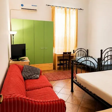 Guglielmo Room's Frühstückspension 4*