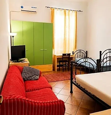 Guglielmo Room's Bed & Breakfast 4*
